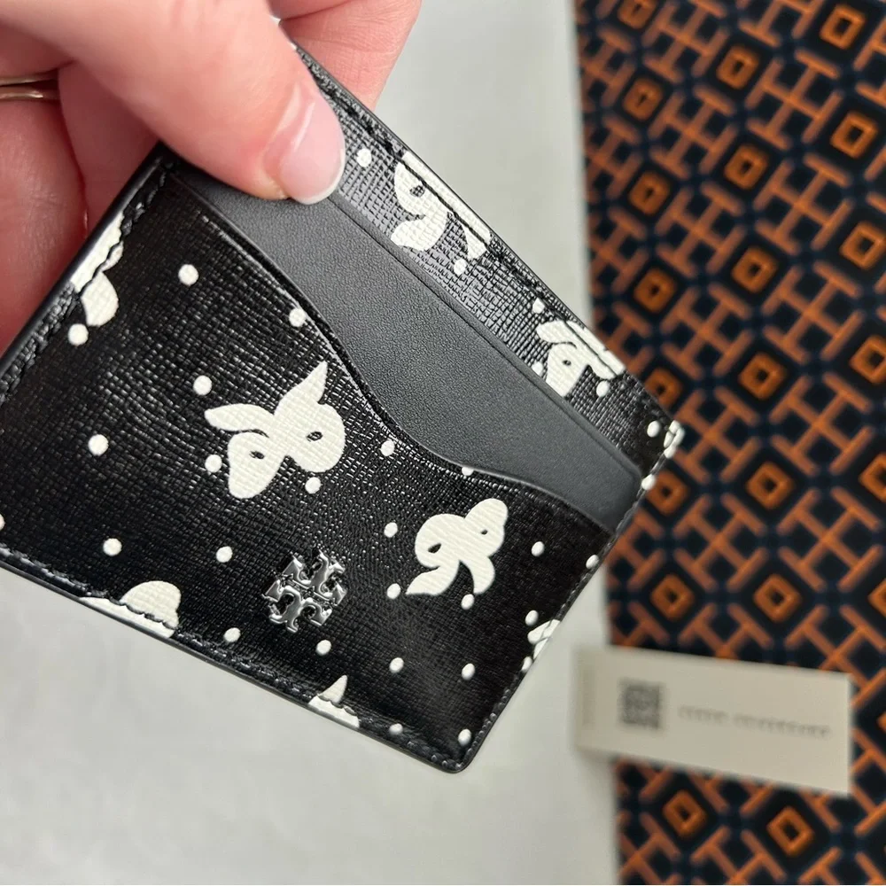 Tory Burch Emerson Printed Slim Card Case Black Tossed Bow Silver Black White